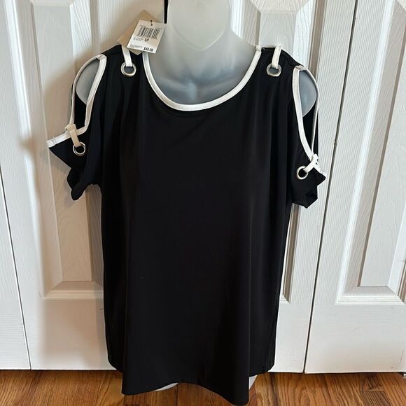 Carmen Marc Valvo Black White Peep Shoulder Top Shirt Blouse Small S NWT - Picture 2 of 6